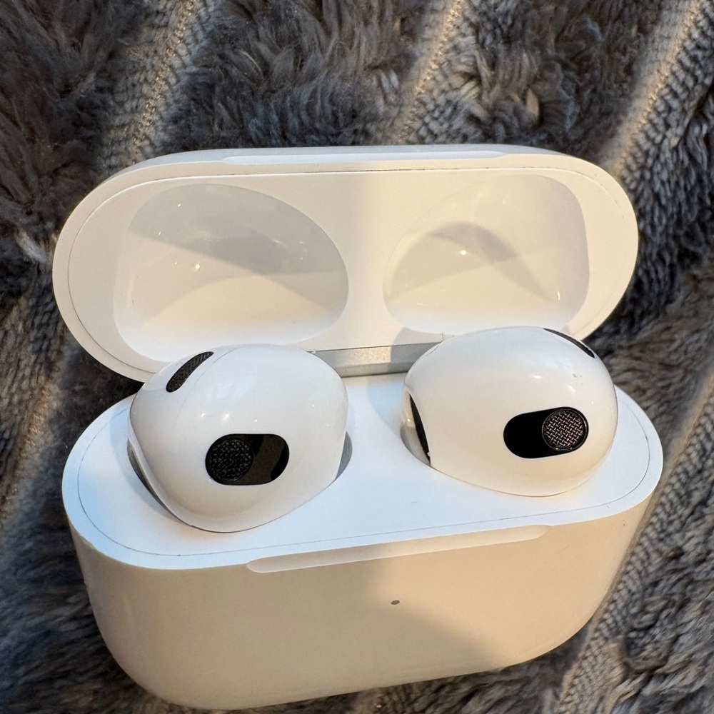 Apple AirPods 3rd Gen